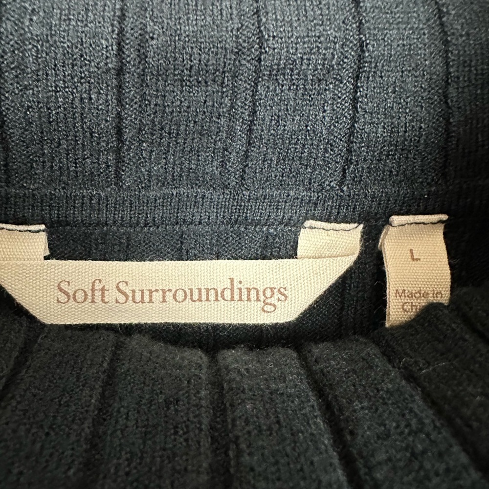 Soft Surroundings Soft Essential Ribbed Tia Turtleneck
Tank Top Black Sz L - Picture 7 of 9